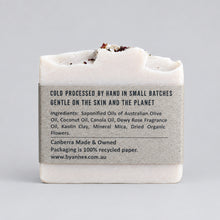 Dewy Rose Bar 170g
